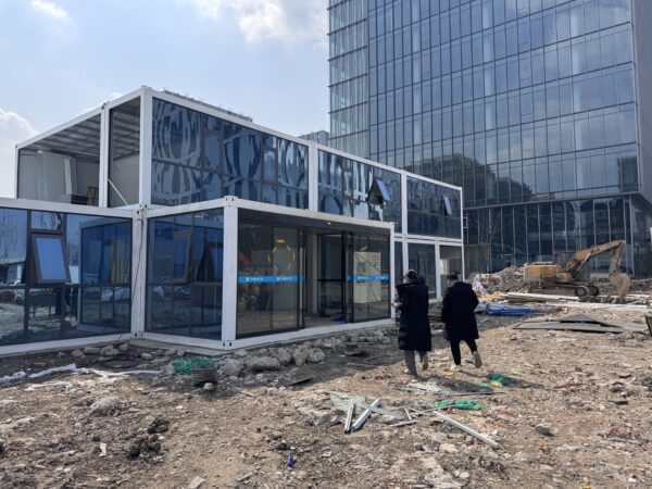 Glass curtain wall fast LCL room - Image 2