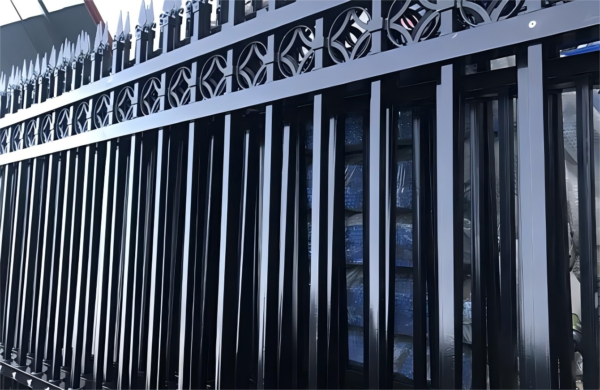 Zinc Steel Garden Fence - Image 2
