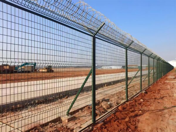 Zinc Steel Garden Fence - Image 10